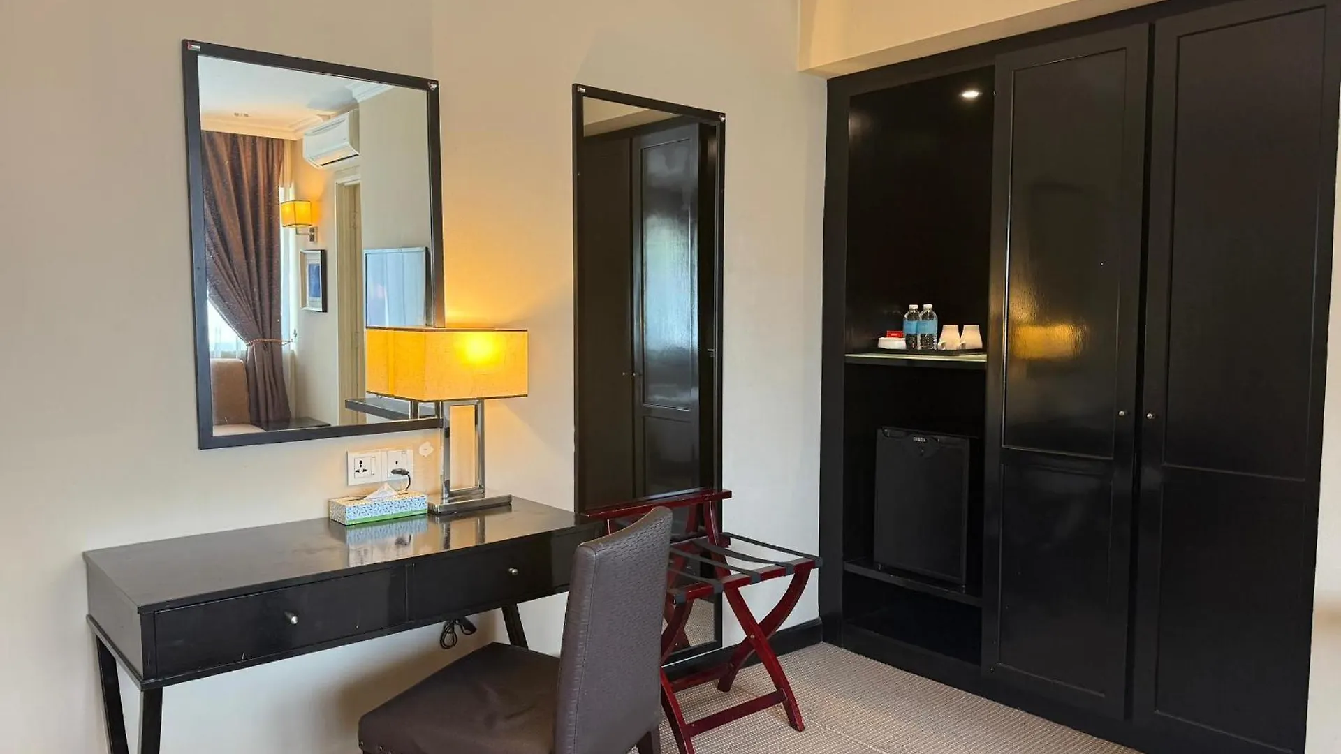 Merchant Hotel George Town